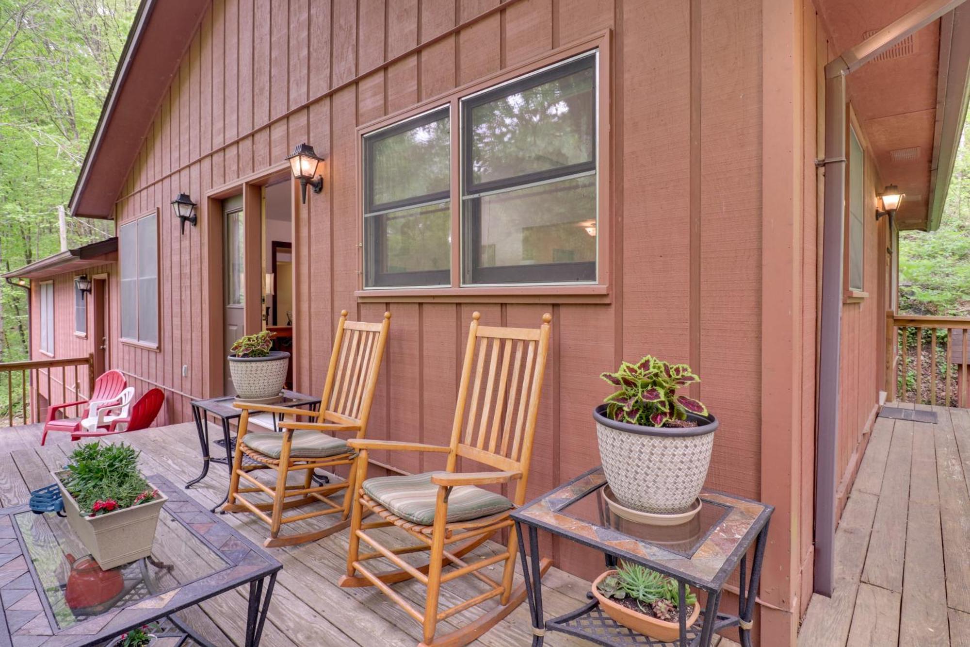 Cozy Whittier Home With Fire Pits Less Than 15 Mi To Hiking! 외부 사진